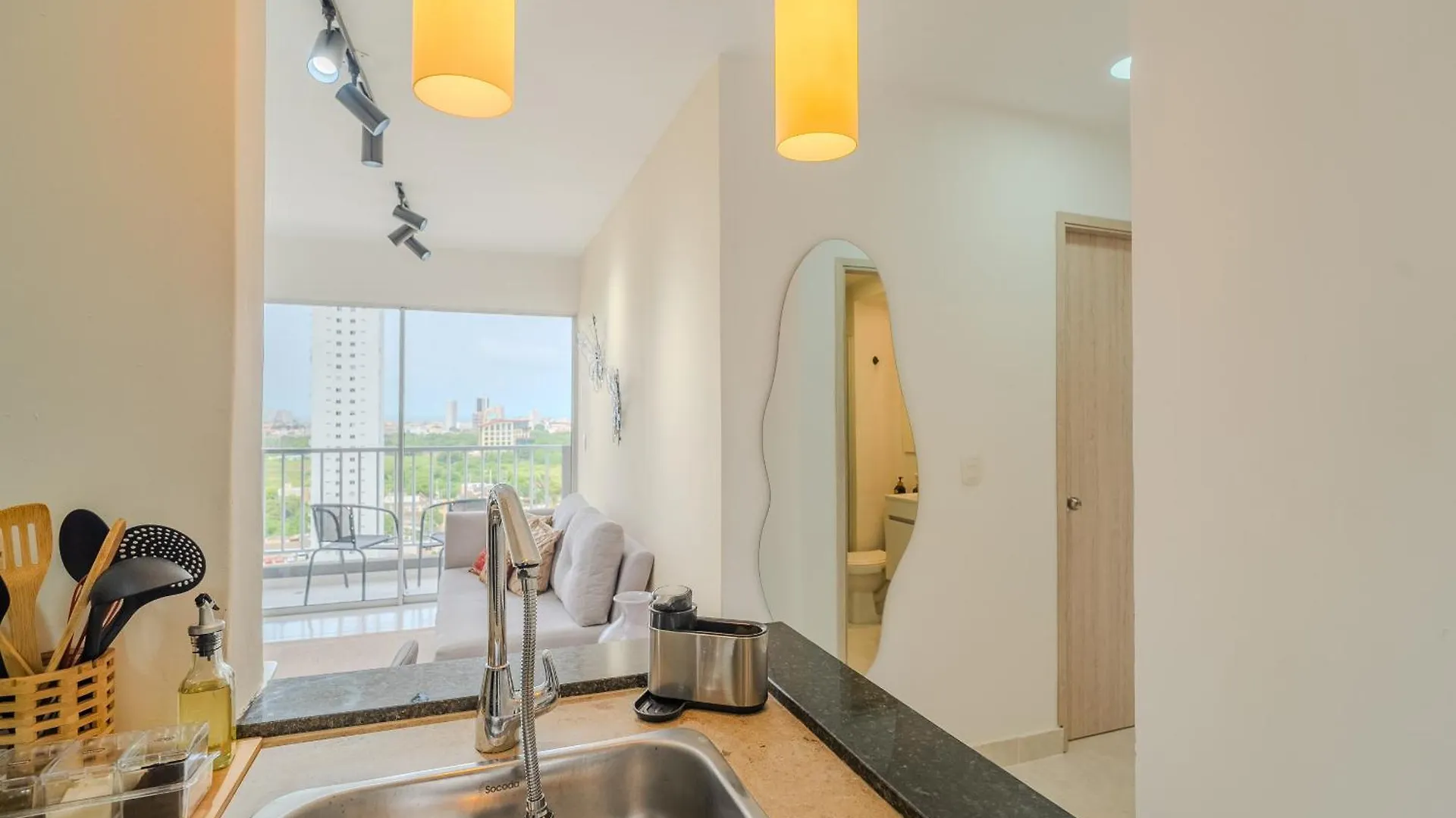 Apartamento De 3 Habitaciones En Cartagena Cerca A La Playa Apartment