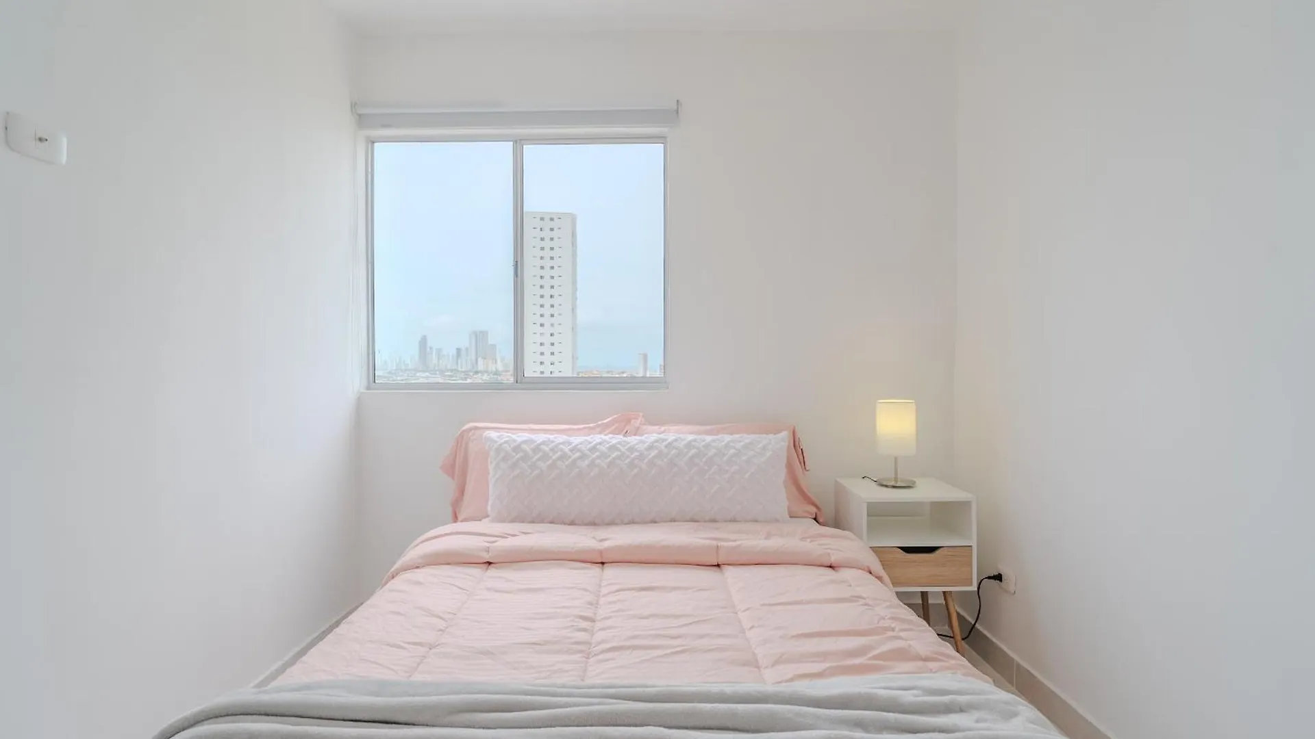 Apartamento De 3 Habitaciones En Cartagena Cerca A La Playa